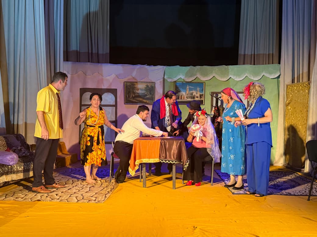 Füzuli Dövlət Dram Teatrı növbəti mövsümü başa vurdu